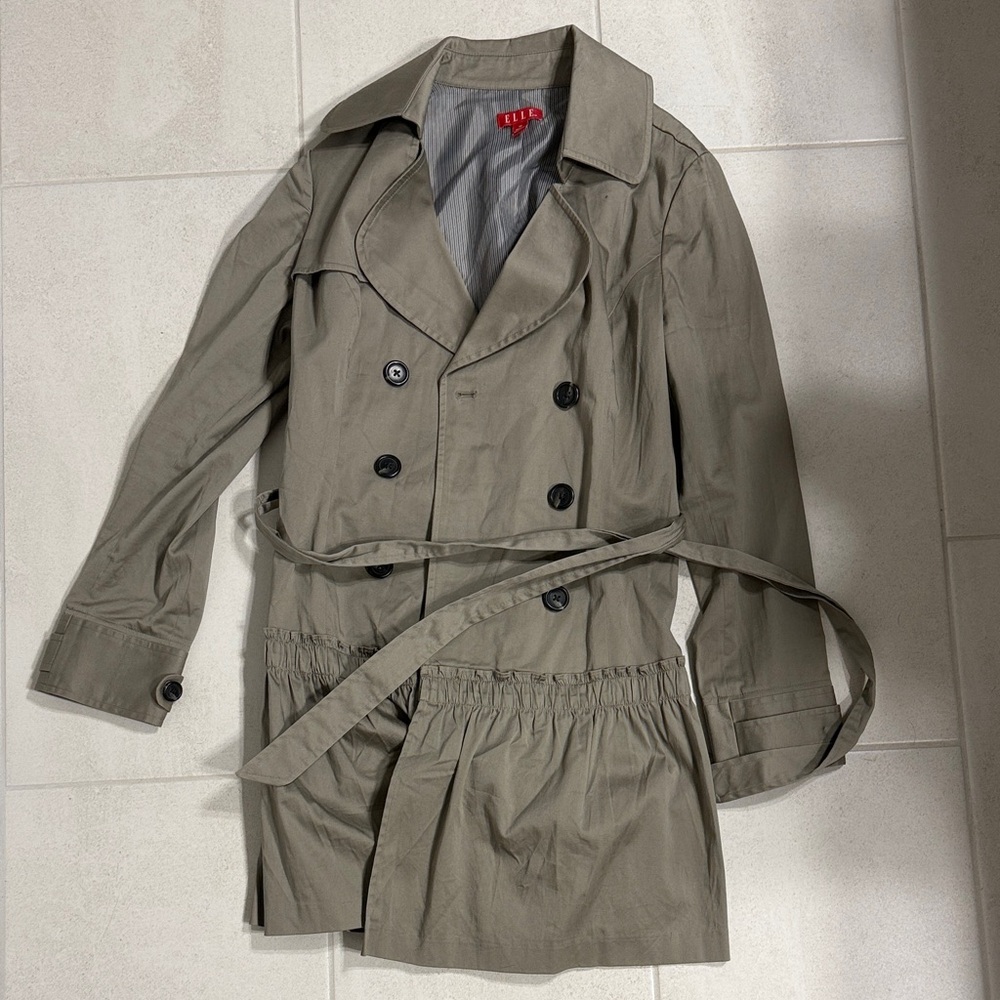 Elle women’s trench coat size medium